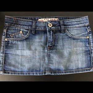 Denim skirt